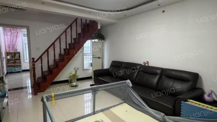 时尚小区二手房实景图