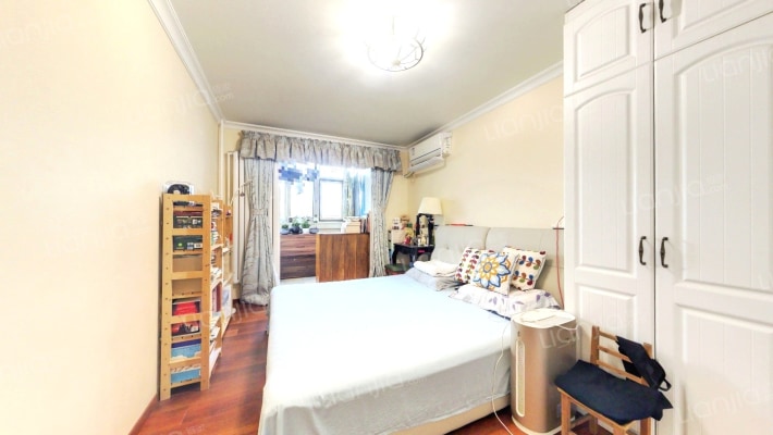 民族大学西路60号院二手房实景图