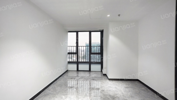 明月豪庭二手房实景图