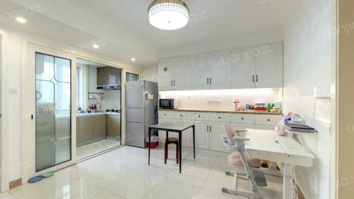 凤凰西街112号二手房实景图