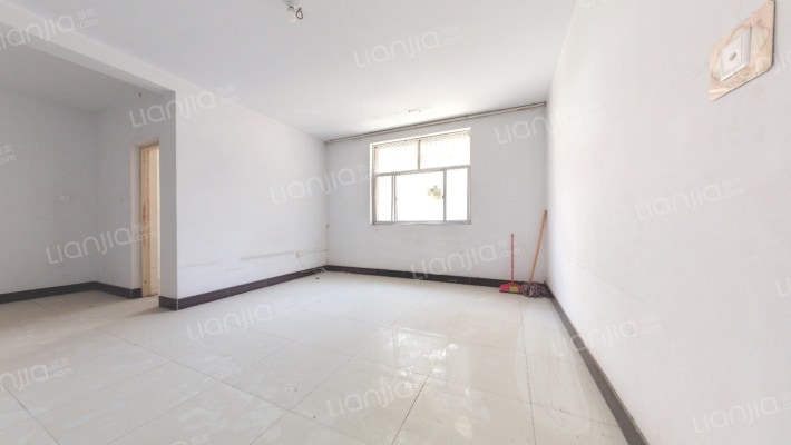 文兴路种子公司家属院二手房实景图