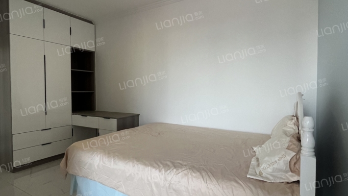 金域中央 2室2厅 南-卧室A