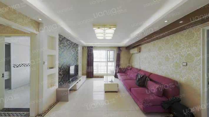 老城区近市场，购物买菜方便，南北通透大三居，-客厅