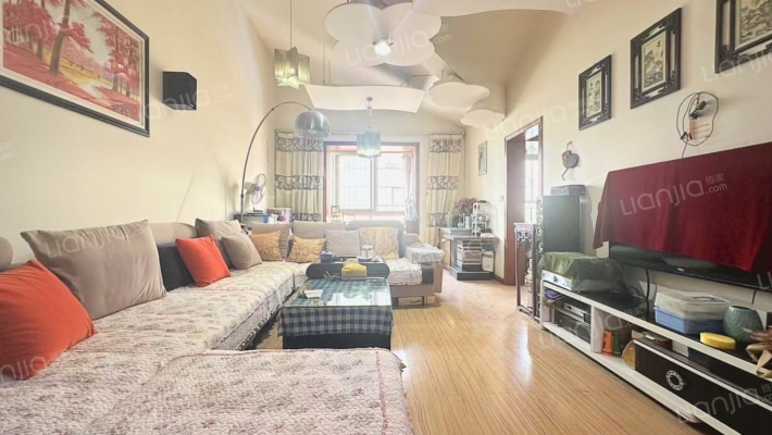 向阳公寓下区二手房实景图