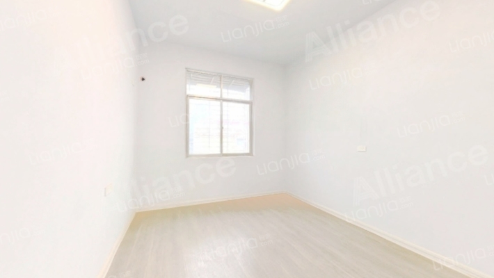 市副食家属院二手房实景图