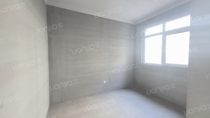 高铁华融现代城，一层带花园，外加50平左右下跃-卧室C