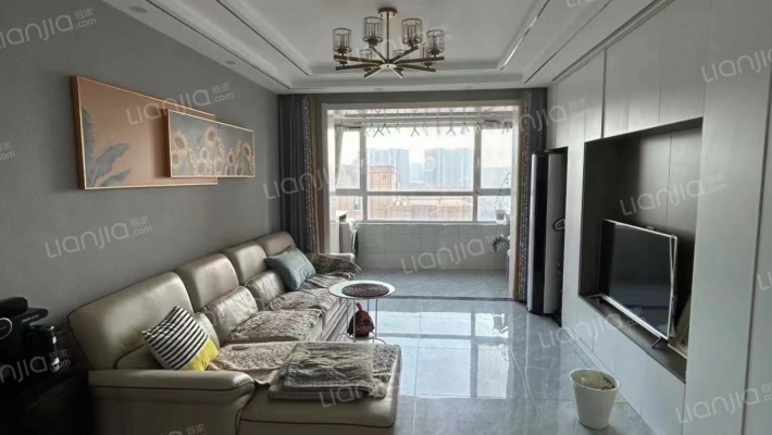 凯兴花园  三居室 自住装修 满二-客厅