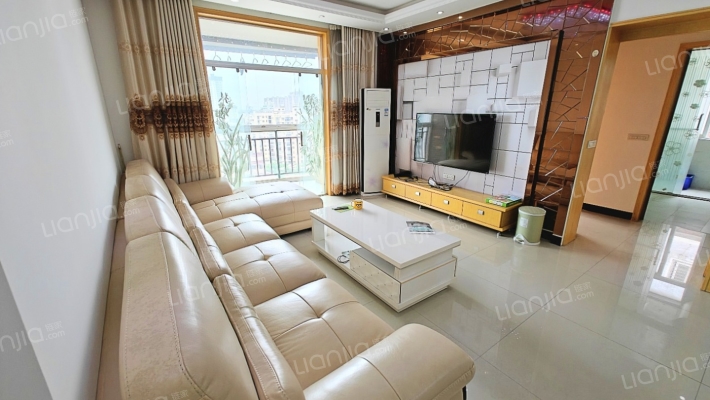 金桥嘉苑二手房实景图