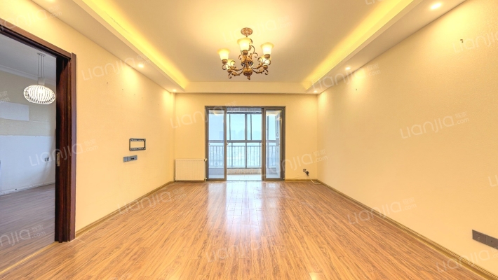 碧桂园生态城观澜二手房实景图