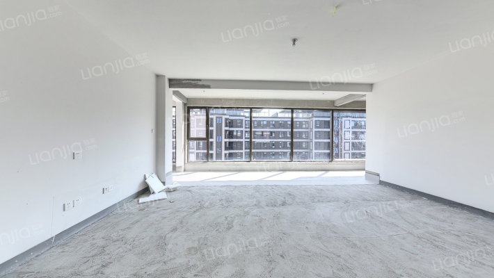 龙湖·雲峰原著二手房实景图