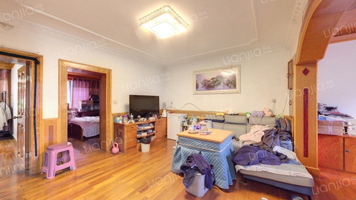 绣衣东村西区二手房实景图