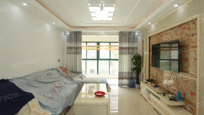 龙源国际南区二手房实景图