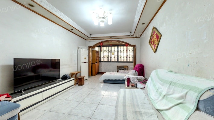 光荣西路73号二手房实景图