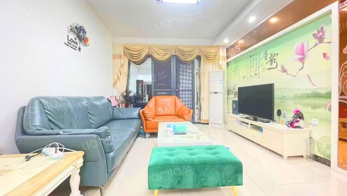 现代印象华庭二手房实景图