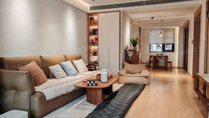 V7十里澜山三期二手房实景图