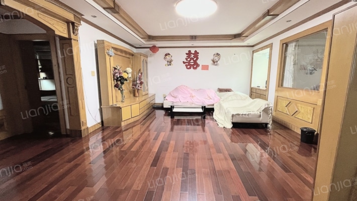 华盛楼二手房实景图