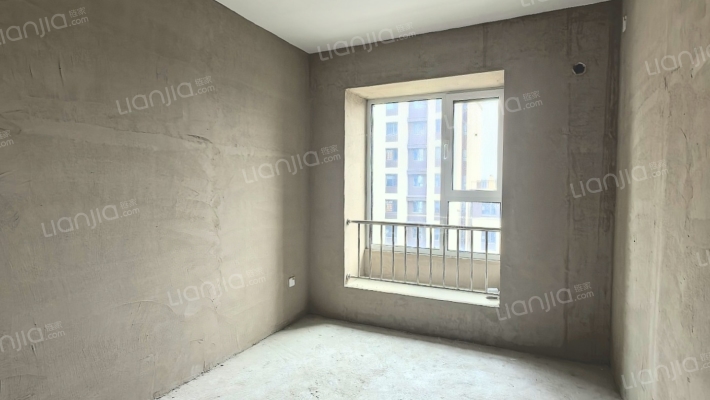 钻石商圈一层带院子钻石商圈去双语也方便-卧室A