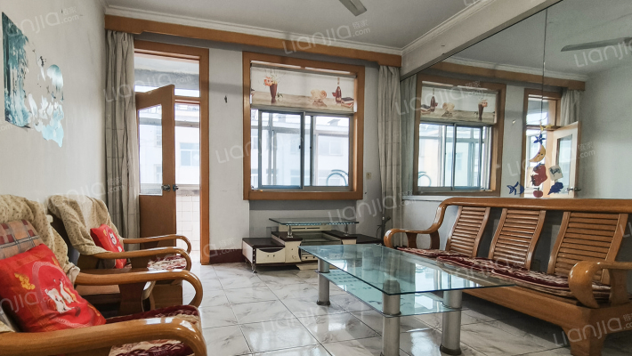 行政街社区二手房实景图