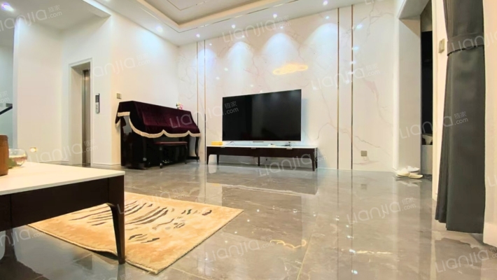 中海·央墅二手房实景图