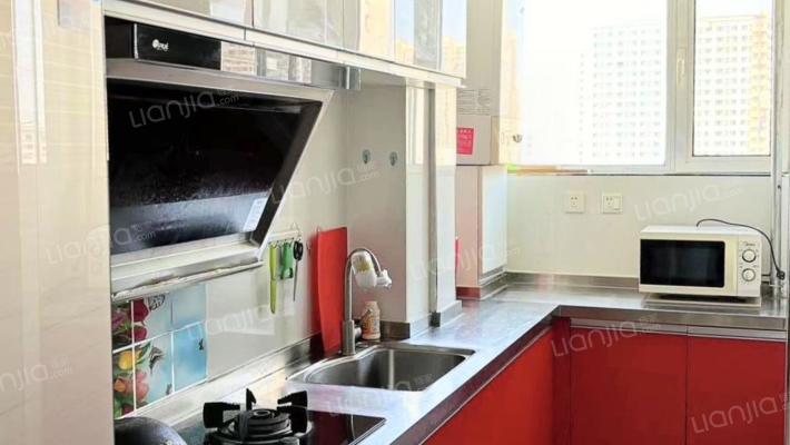 开发区  京中美居 精装两居室  房本满二-厨房