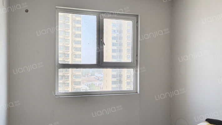 水岸花城，好房源，环境好，交通便利。-卧室B