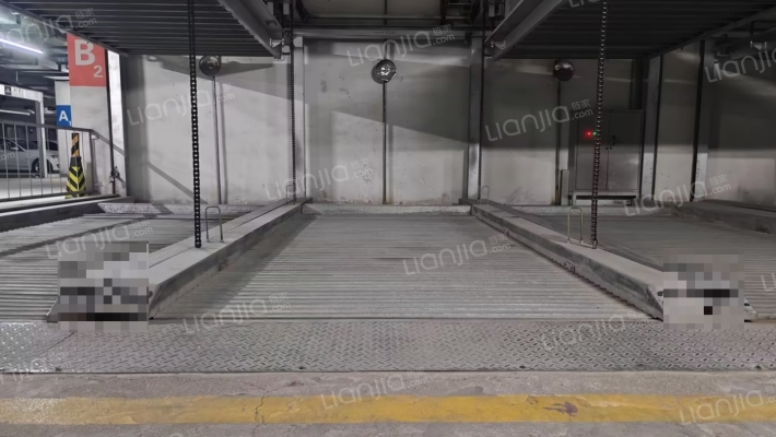 高新区17号地下停车场二手房实景图