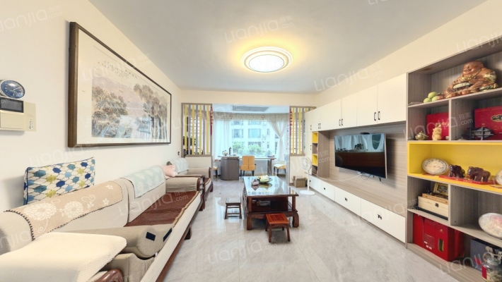 新理想华庭二手房实景图