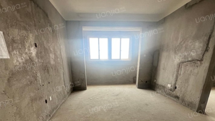 虹润花园二手房实景图