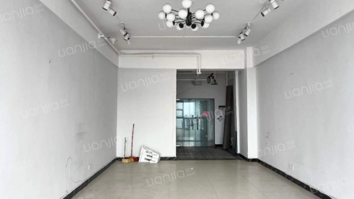 世纪广场商业城二手房实景图