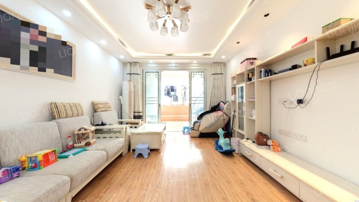 恒隆世家二手房实景图