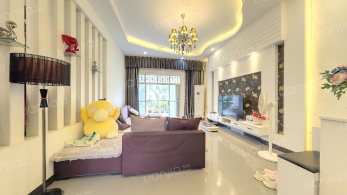 中央花园锦鹃谷二手房实景图