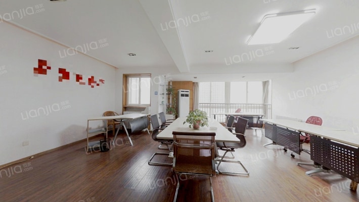 金泰财富中心二手房实景图