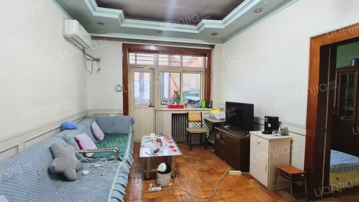 东安小区 3室2厅 南 北-客厅