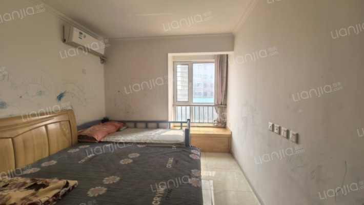 三利中和城一期南北通透三居，位置好离北京近的小区。-卧室A