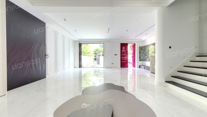 世茂铜雀台雅院二手房实景图