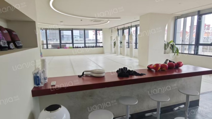 建设大厦二手房实景图