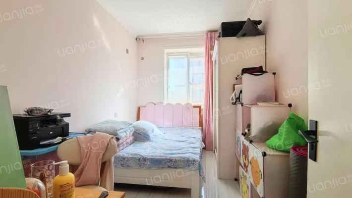 世纪嘉园 中间楼层 精装修 采光好无遮挡-卧室B