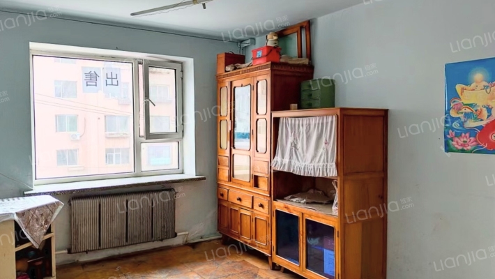 鸡房子小区二手房实景图