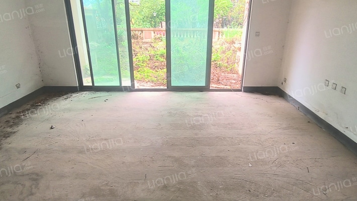 溪谷二手房实景图