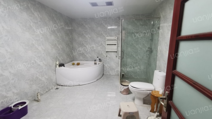 涿州祥和园 5室3厅 南 北-卫生间B