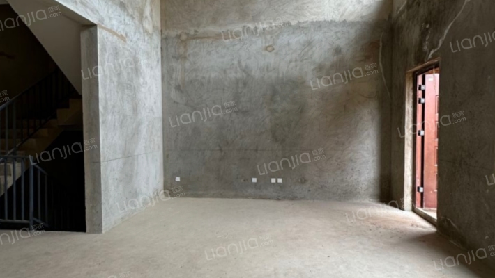 浩创半山云府二手房实景图