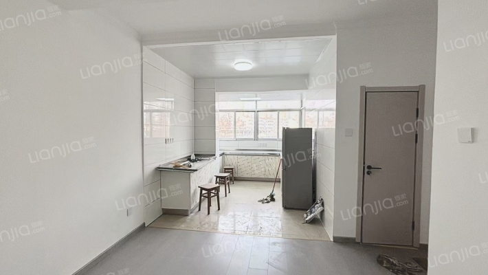 新华书店宿舍楼二手房实景图