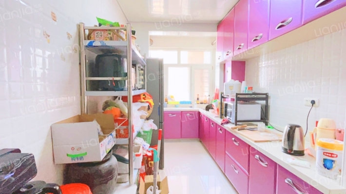 锦绣城三区精装大两居满二有本能贷款看房提前预约-厨房
