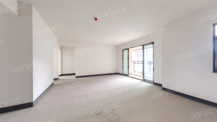 翡丽公园二手房实景图