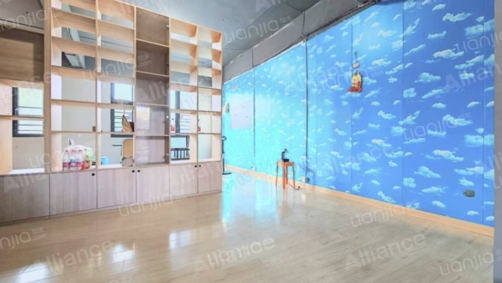 融信海月江潮地块三二手房实景图