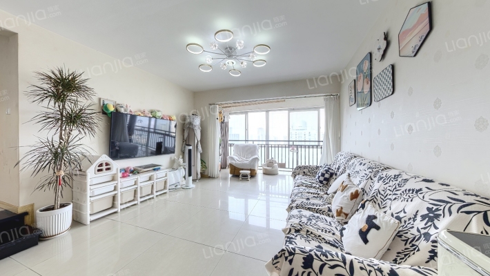 莲花国际二手房实景图