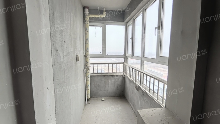 水榭春天 1室1厅 东 北-阳台