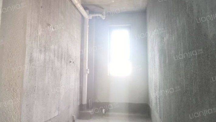 滨江郦城 4室2厅 南 北-卫生间B