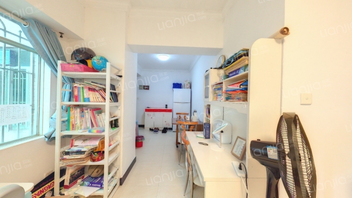 冠城大厦二手房实景图