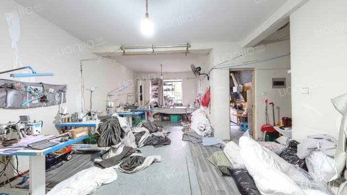 独山嘉园东区二手房实景图